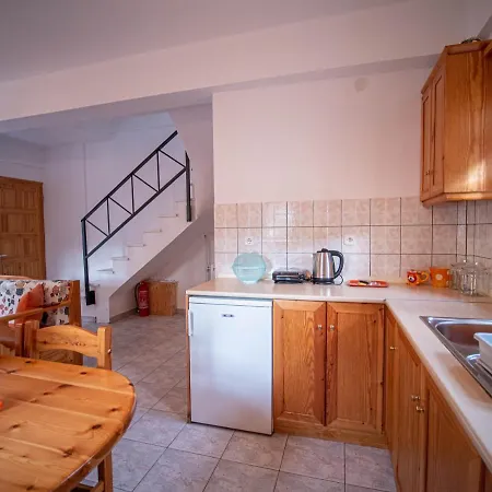 Orange House For Big Families In - Delicious Damúhari