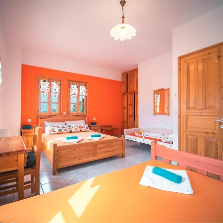 Orange House For Big Families In - Delicious * Damouchari