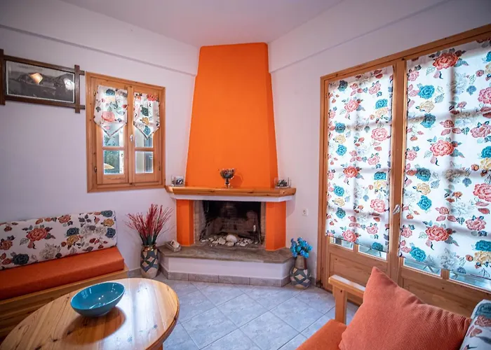 Orange House For Big Families In - Delicious * Damouchari