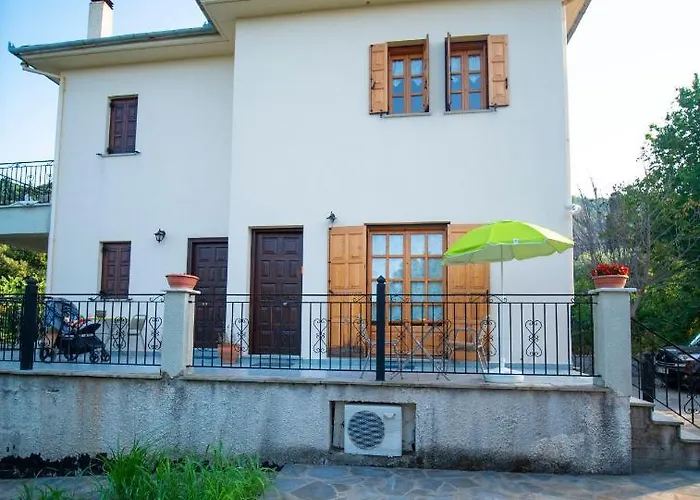 Apartment Orange House For Big Families In - Delicious